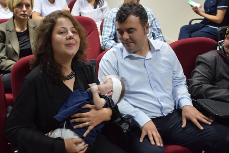 Azra de 380 de grame s-a agățat cu putere de viață